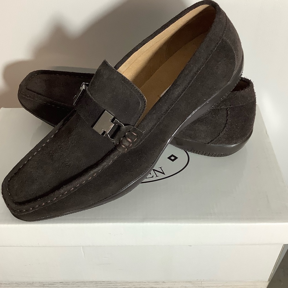 Steve Madden Spectrim Brown Suede Loafers